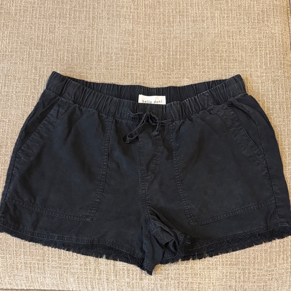 Bella Dahl High Waist Black Shorts